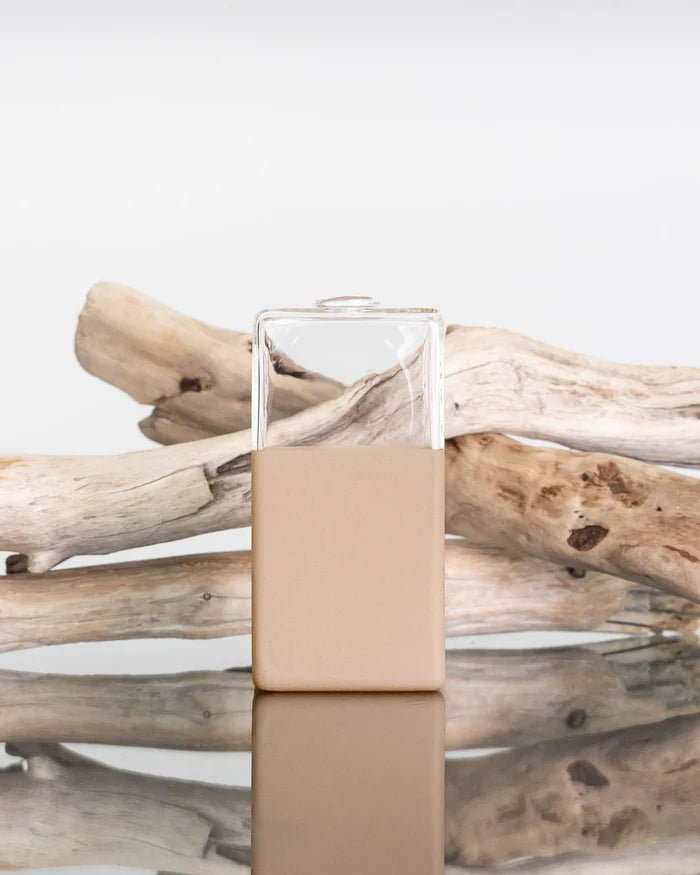 Honeymoon Vase Jervis Collection