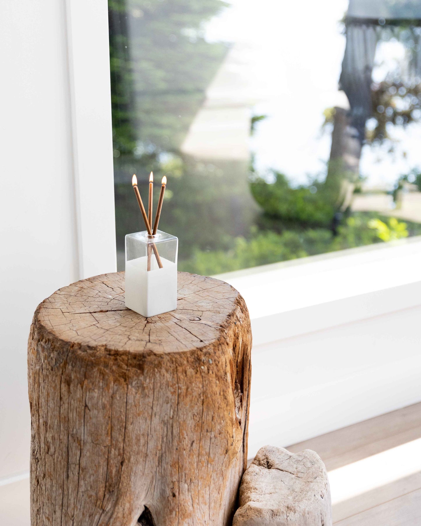 Pebble Vase Jervis Collection