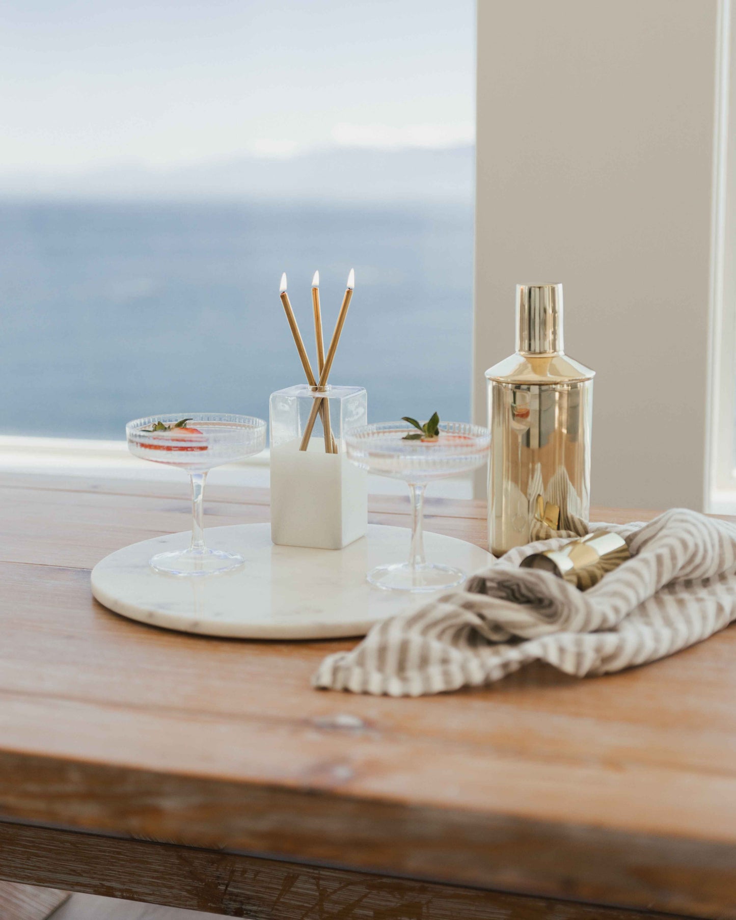 Pebble Vase Jervis Collection