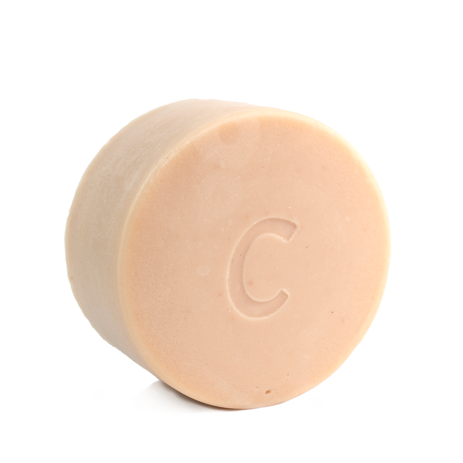 Island Tropics conditioner bar will bring the island life to your morning routine. Now you can maintain that tropical hydration the islands offer everyday. Fortify and strengthen your hair with bamboo extract.
