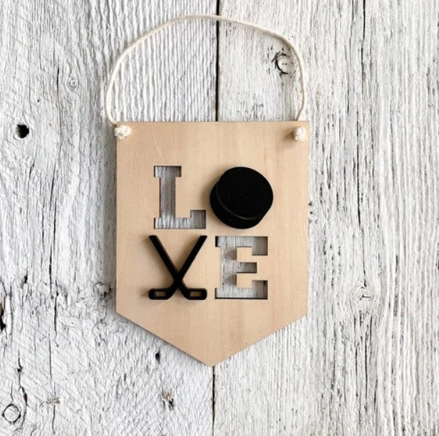 Love Hockey 3D Wall Hanging