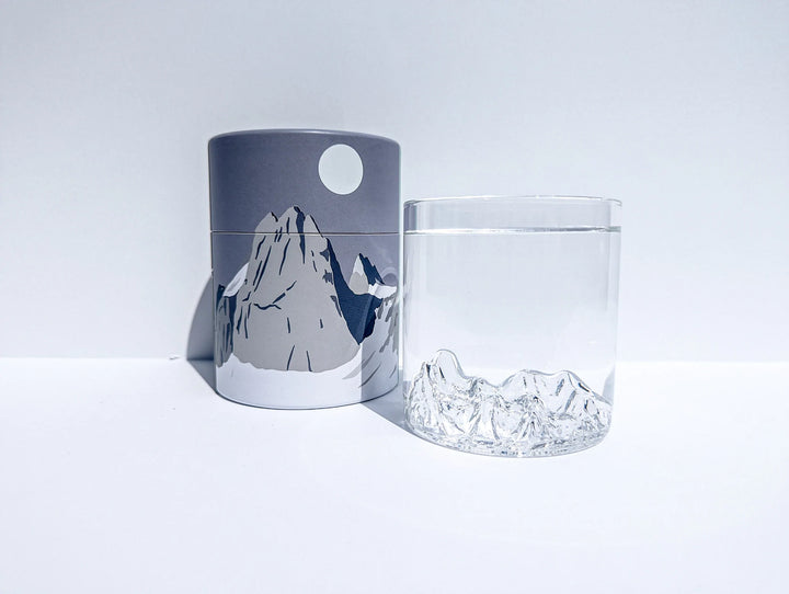 The Bugaboos Provincial Park is located between Golden and Radium, BC. This 3D replica 12oz tumbler glass features Snow Patch, Spire, Brenta, North Post and East Post. Each glass is handblown and may have slight variations.   Glasses are made from borosilicate glass which is lighter and stronger than your standard soda lime glass. 